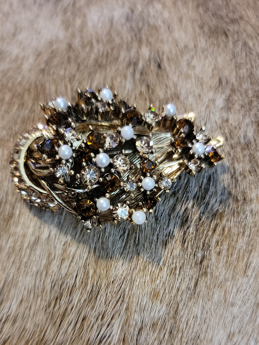 Vtg. Talbots Brooch